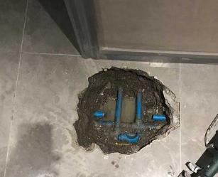 乌兰察布市阳台漏水维修公司分享下暖气管道漏水的原因有哪些